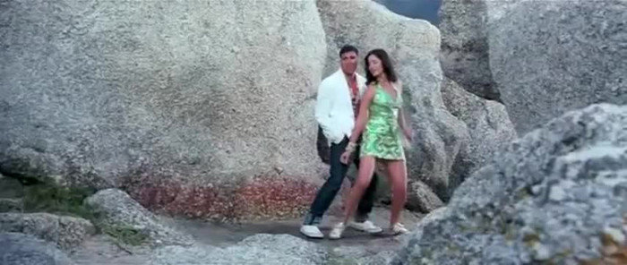 vlcsnap-00166 - Uncha Lamba Kad