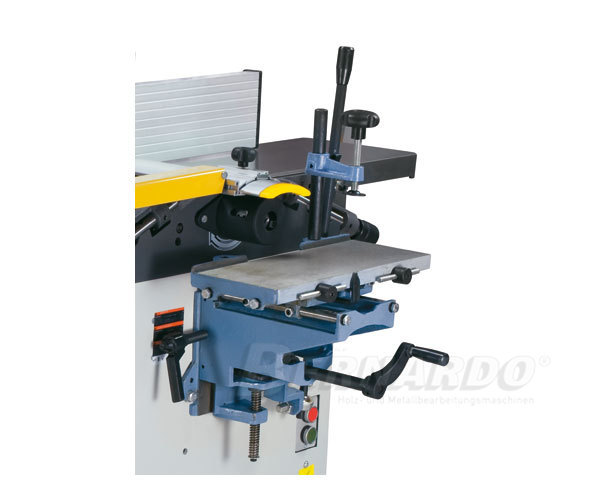 CWM250TOP-Dispozitivul de mortezat, ideal pentru operatiuni de scobit, mortezat, dibluire,..; Pret: 2250 euro fara tva
Departament Vanzari: 
0730 260 452
comercial@emtools.ro
www.emtools.ro
www.ebernardo.ro
www.eagricol.ro
