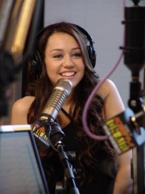 71 - KIISFM Radio with Ryan Seacrest 2007