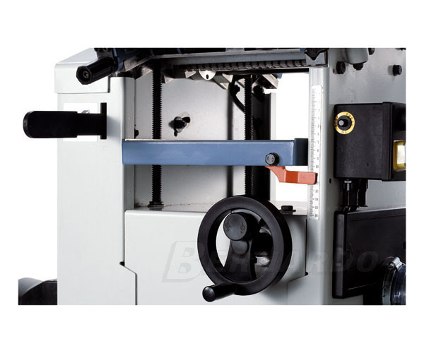 PT260; Pret: 580 euro fara tva
Departament Vanzari: 
0730 260 452
comercial@emtools.ro
www.emtools.ro
www.ebernardo.ro
www.eagricol.ro
