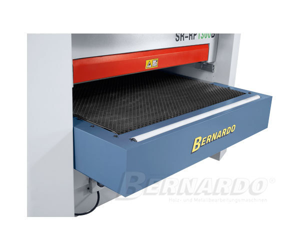 SR-RP1000B; Pret: 15800 euro fara tva
Departament Vanzari: 
0730 260 452
comercial@emtools.ro
www.emtools.ro
www.ebernardo.ro
www.eagricol.ro
