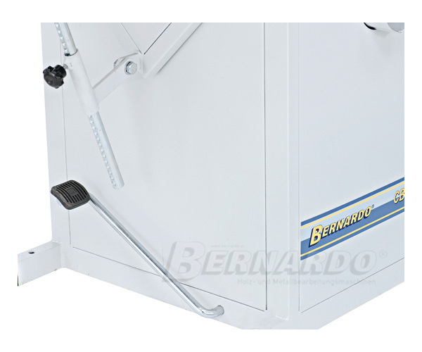 CB600D; Pret: 2950 euro fara tva
Departament Vanzari: 
0730 260 452
comercial@emtools.ro
www.emtools.ro
www.ebernardo.ro
www.eagricol.ro
