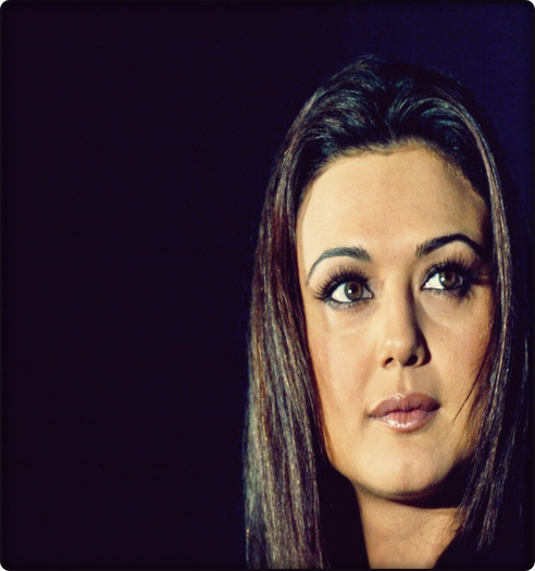 Day 19 ~ 24 Octombrie 2O12 ( own: iItsGottaBeYoux3 ) - 1OO Days with Preity Zinta - GATA