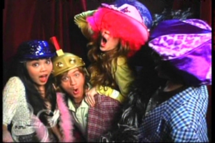 17 - Disney Channel New years Eve Singalong Bowlathon 2006