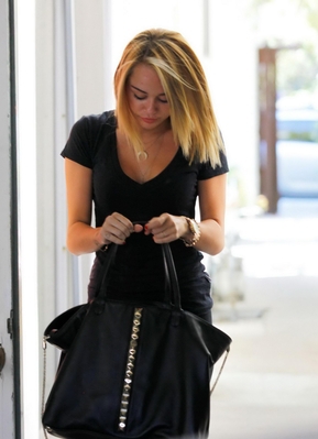 normal_13 - Leaving Hair Salon in Beverly Hills 2012