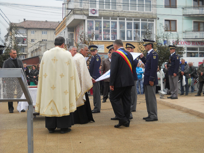 sfinţirea Drapelului municipiului - 25 octombrie la Sig-Mar