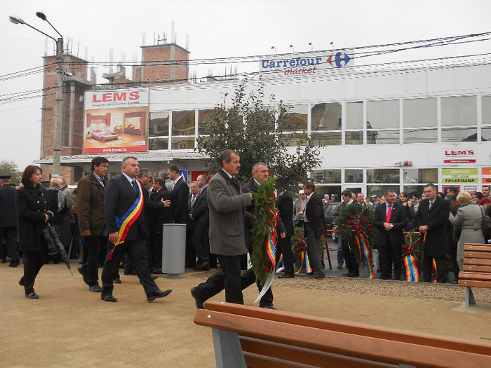 ...coroanelor de flori - 25 octombrie la Sig-Mar