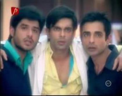 543599_103654269775576_947027649_n - xxDill Mill Gayye boysxx