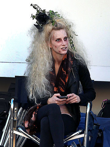 Thriller-on-set-pics-glee-19010090-360-480 - glee