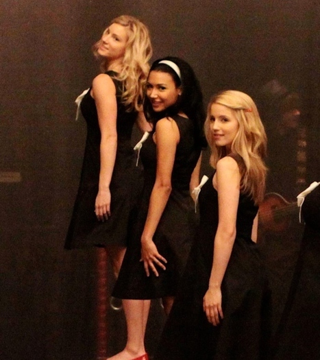 28011-glee-quinn-santana-amp-brittany - glee