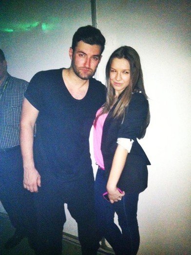 156595_458051140879155_1062360214_n