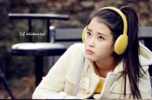 Cine esti?Si ce ii faci lui Yeon Woo?