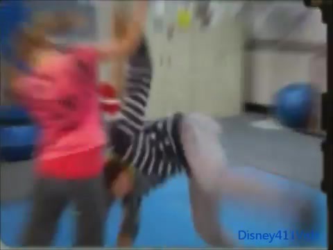 _Kickin - Why - I - love - Olivia