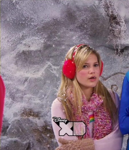 Kickin__It_S02E18_Sole_Brothers_720p_tv_mileymagic_com__mkv_001019977