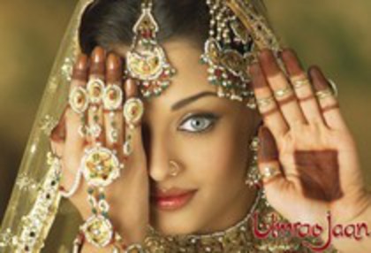 27200225_YMPZCFBMB - 4-Aishwarya Rai Bachchan