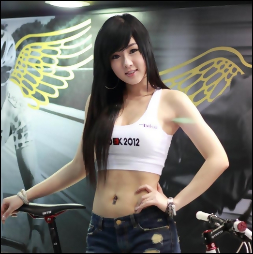 ..~ [coboara] Bun...mergem? Ooo..hello..:)