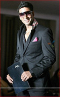 38702158_EZSTGAKGD - 8-Akshay Kumar