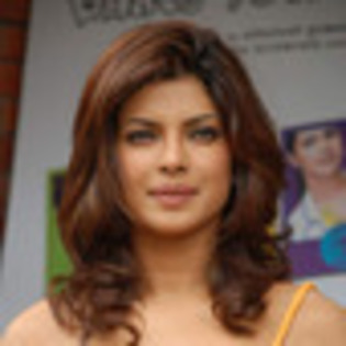 priyanka-chopra-301621l-thumbnail_gallery