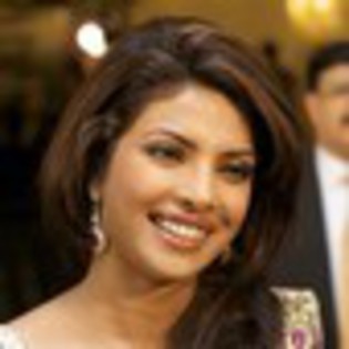 priyanka-chopra-931976l-thumbnail_gallery