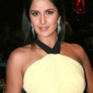 Katrina_Kaif_1247590222_2
