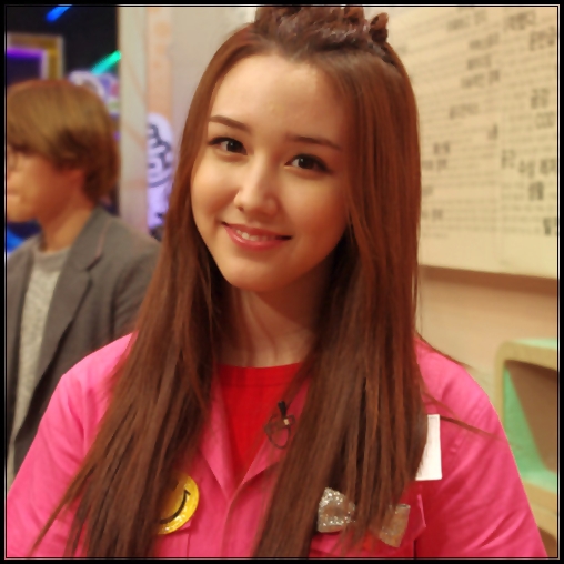 ~> [cantand]Ice cream Ice cream.I`ll melt you down like Ice cream...