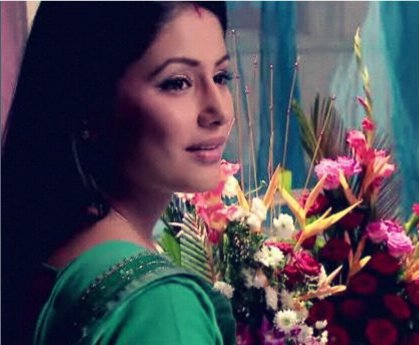 m7ZOL - Hina Khan new 2