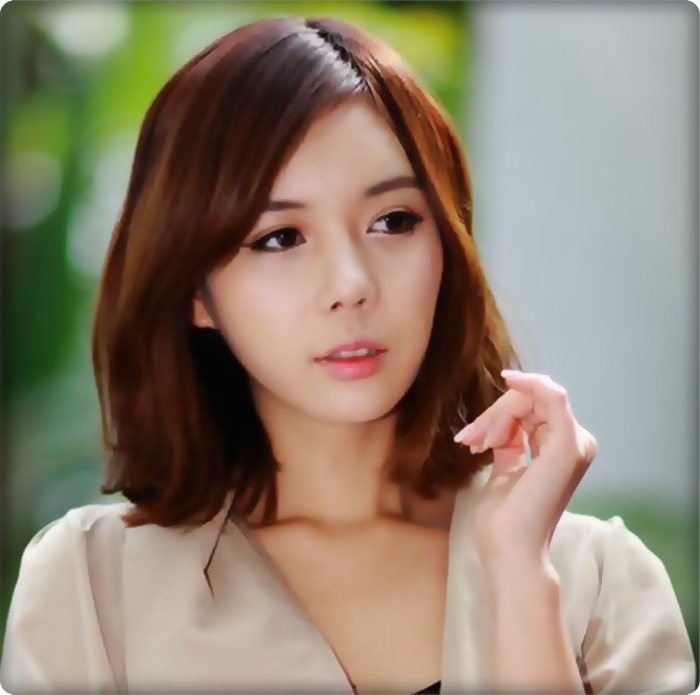 Ciudat..:-? Spunea ca are cateva probleme la SM si..De atunci n-am mai vorbit cu ea..:-s