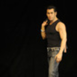 salman-khan-103907l-thumbnail_gallery - Salman Khan