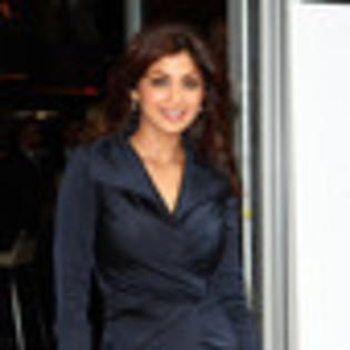 shilpa-shetty-632745l-thumbnail_gallery