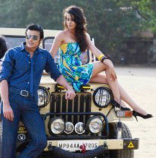 576258_10151103201736381_1712581415_n