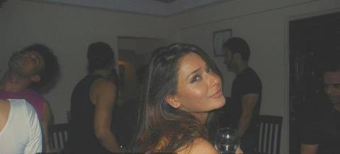 557860_105049912989433_90563185_n - sara khan20