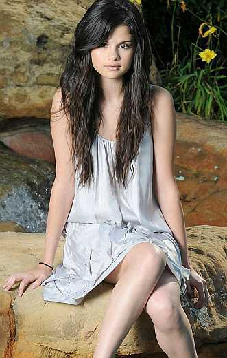 wiki selena gomez bibliografie blog vedete - Selena Gomez 2011-2012