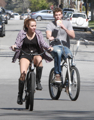 normal_8 - Riding Bikes in Toluca Lake 2010 - 01