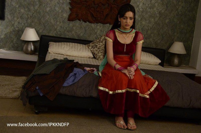 5 - Iss Pyaar Ko Kya Naam Doon - Picture Gallery III