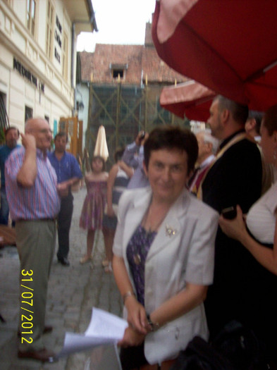 100_7512 - Dezvelire de placa comemorativa la Sighisoara a sopranei Aca de Barbu in 31 iulie 2012 de Soc ASTRA 