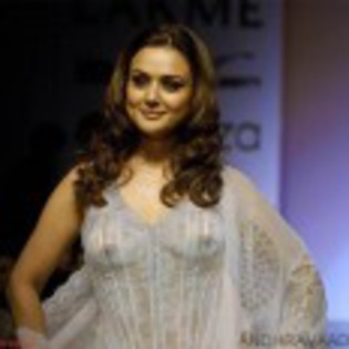 Preity_Zinta_1256533067_0