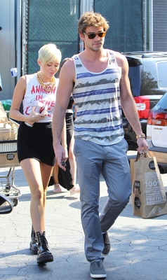 normal_2 - Shopping at Whole Foods in Los Angeles 2012