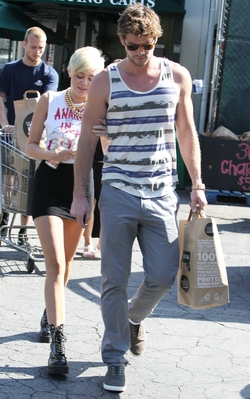 normal_78 - Shopping at Whole Foods in Los Angeles 2012