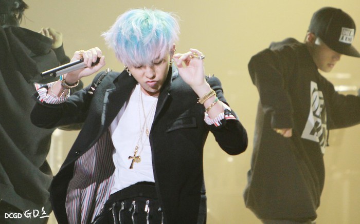 GD_Sketchbook121009_18 - G-dragon Sketchbook Solo