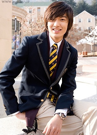 Lee Min Hoo (26)