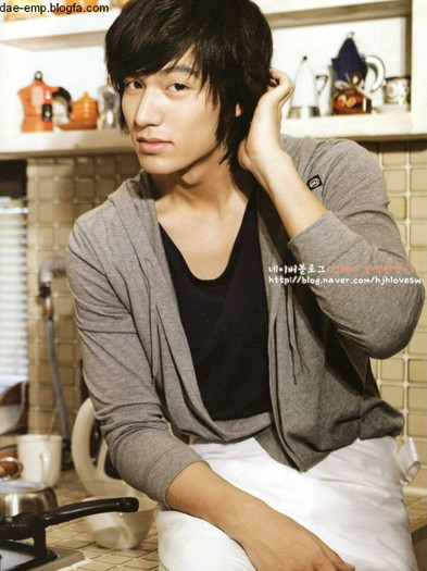 Lee Min Hoo (30)
