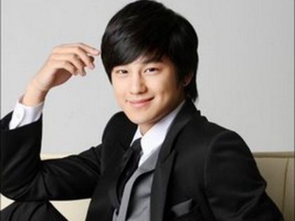 Kim Bum (45)