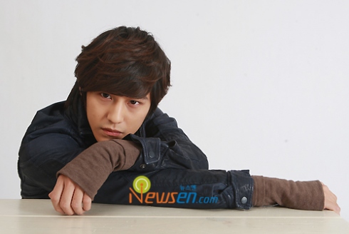 Kim Bum (48)