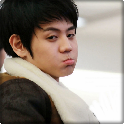 ` hai Hyun..Roag`o..se va imbata..a luat pastile..:|