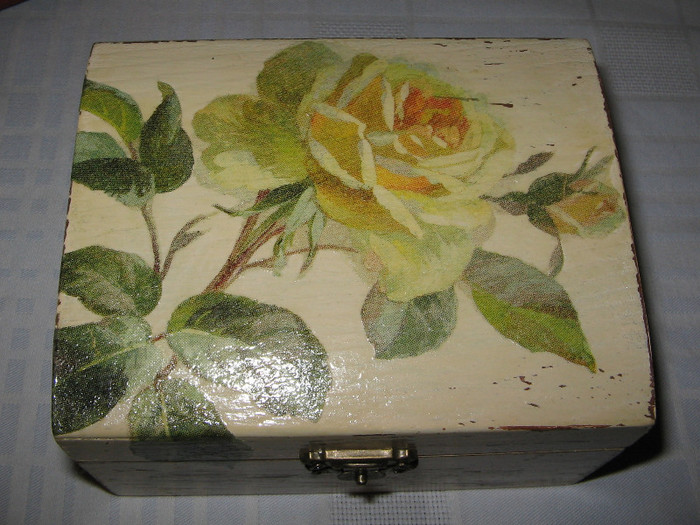 IMG_8250 - 0 Decoupage - creatiile mele