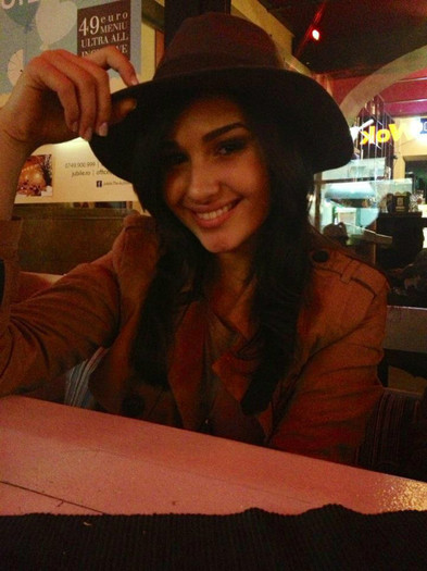 alina cowgirl - LaLa Band cele mai noi poze