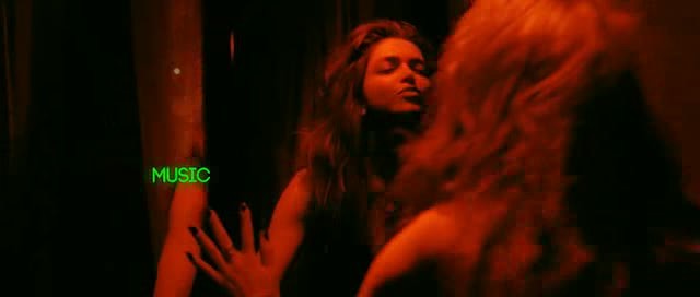 vlcsnap-00310 - Angreji Beat