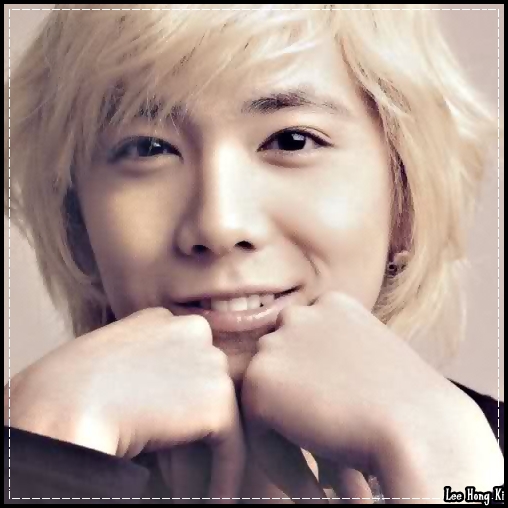 >> Aha!Deci vrei.:))...Bye HyunS... Bora..tu?:>