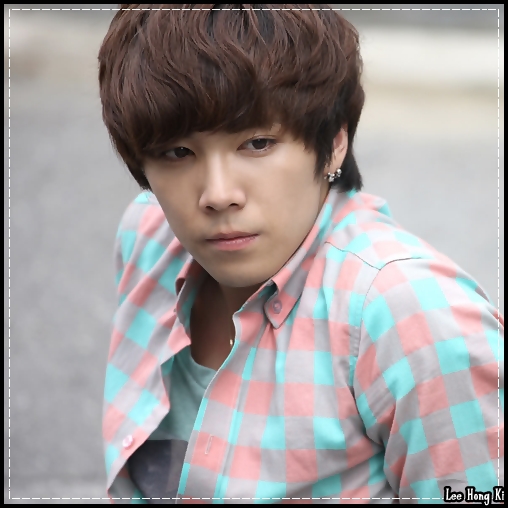 >> Bye ... :|... casa asta devine din ce in ce mai interesanta.