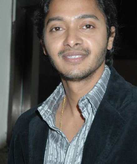  - Avi - Shreyas Talpade